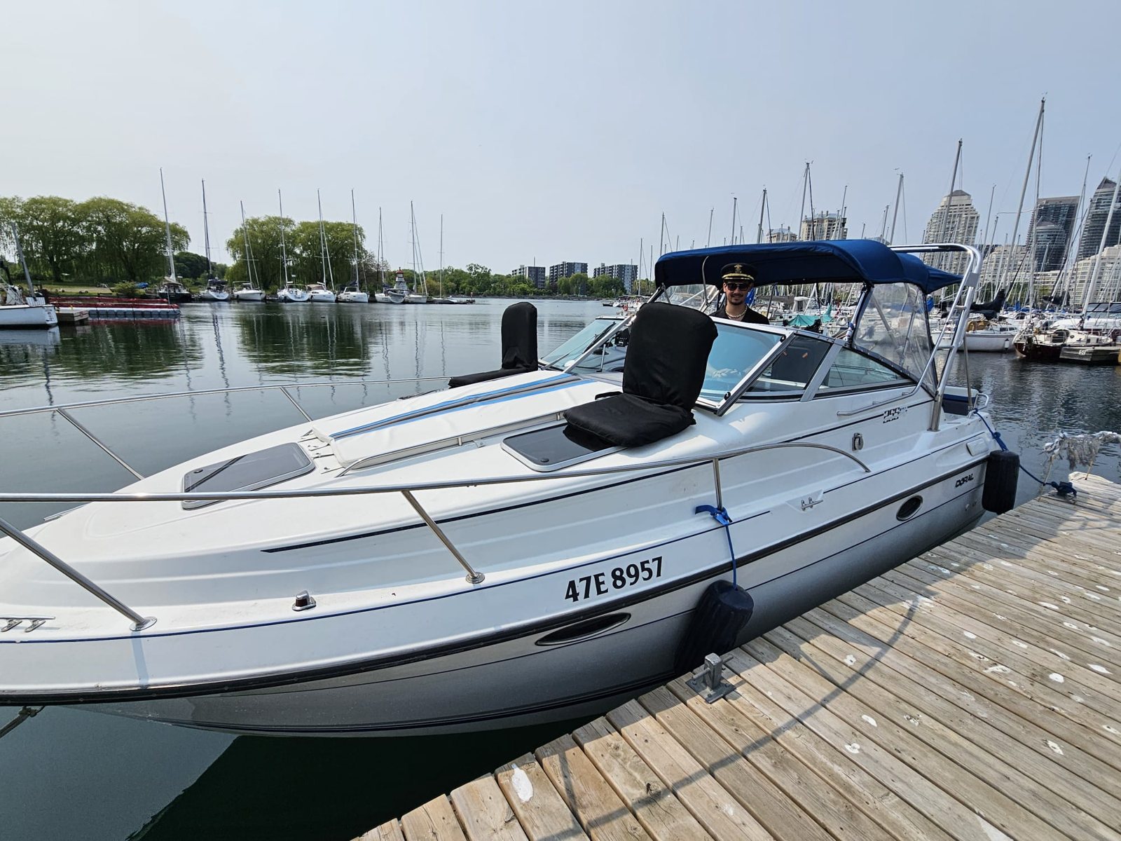 The Sport Cruiser — 10 guest yacht in Toronto